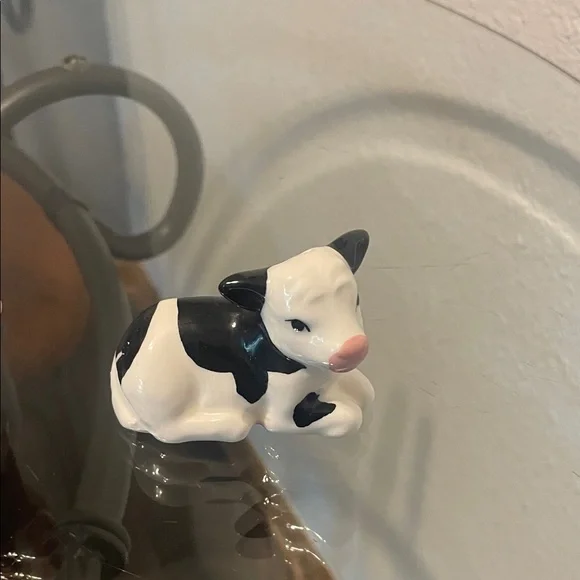Cow Figurines Set - Picture 2 of 9